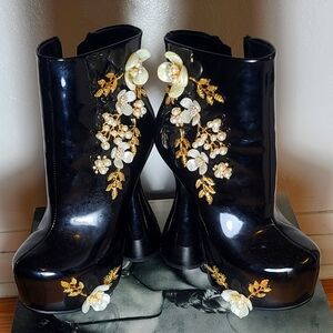 Unique high heels /boots